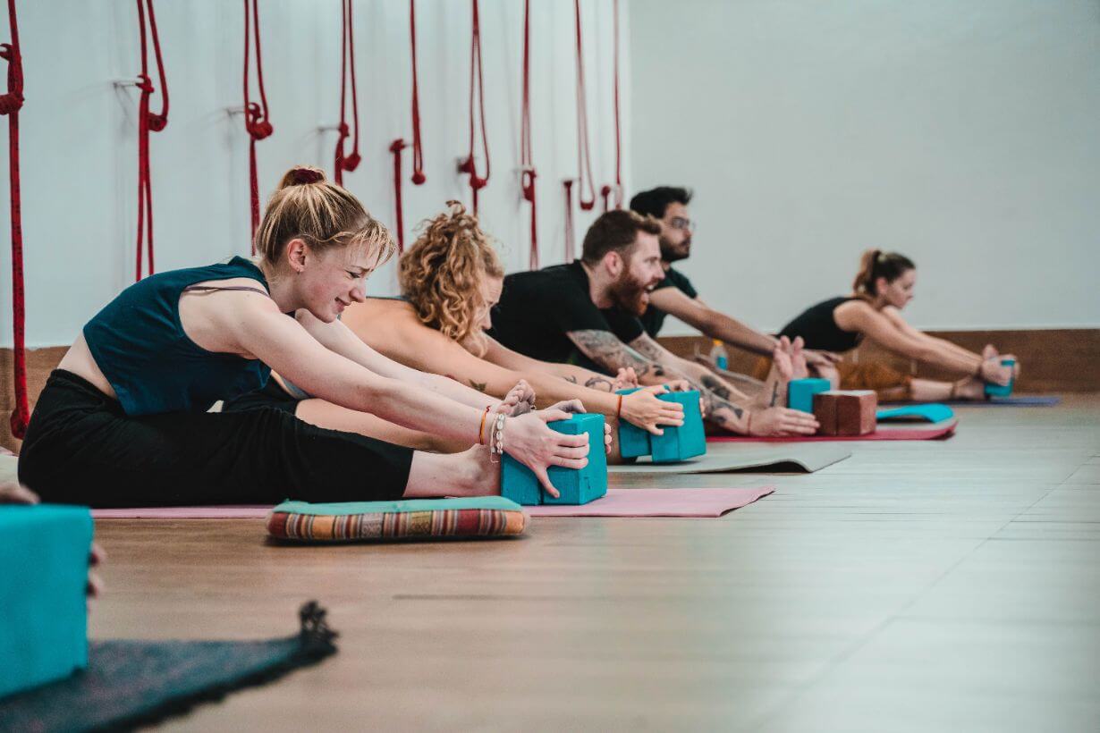 Difference
                            between 200 and 300 Hour Yoga Teacher Training 